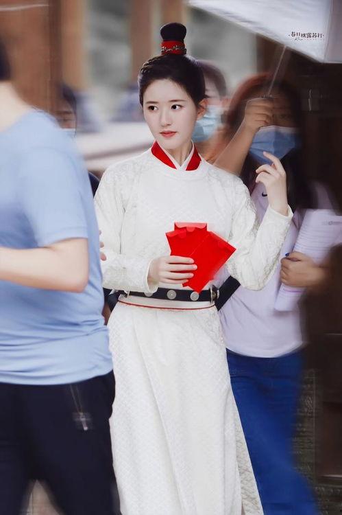 娱乐圈吃瓜 赵露思演的电视剧,甜蜜爱情与悬疑推理交织